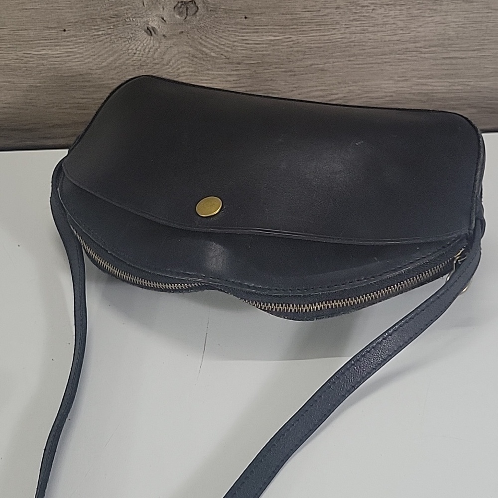 Madewell Black Leather Crossbody Bag - Picture 6 of 13